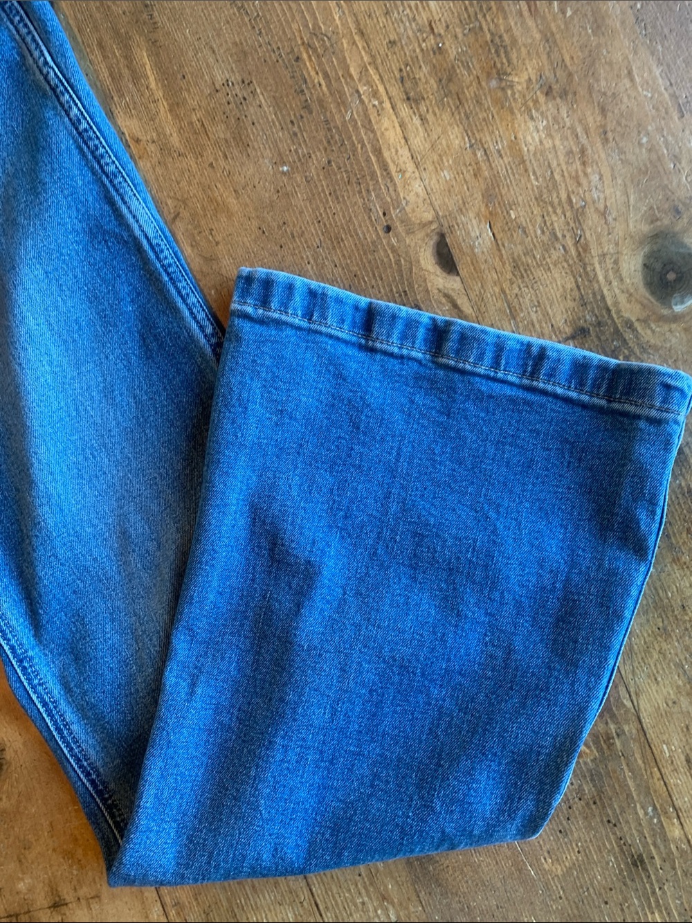 GAP Medium Blue Women's Flare Jeans - Picture 7 of 16
